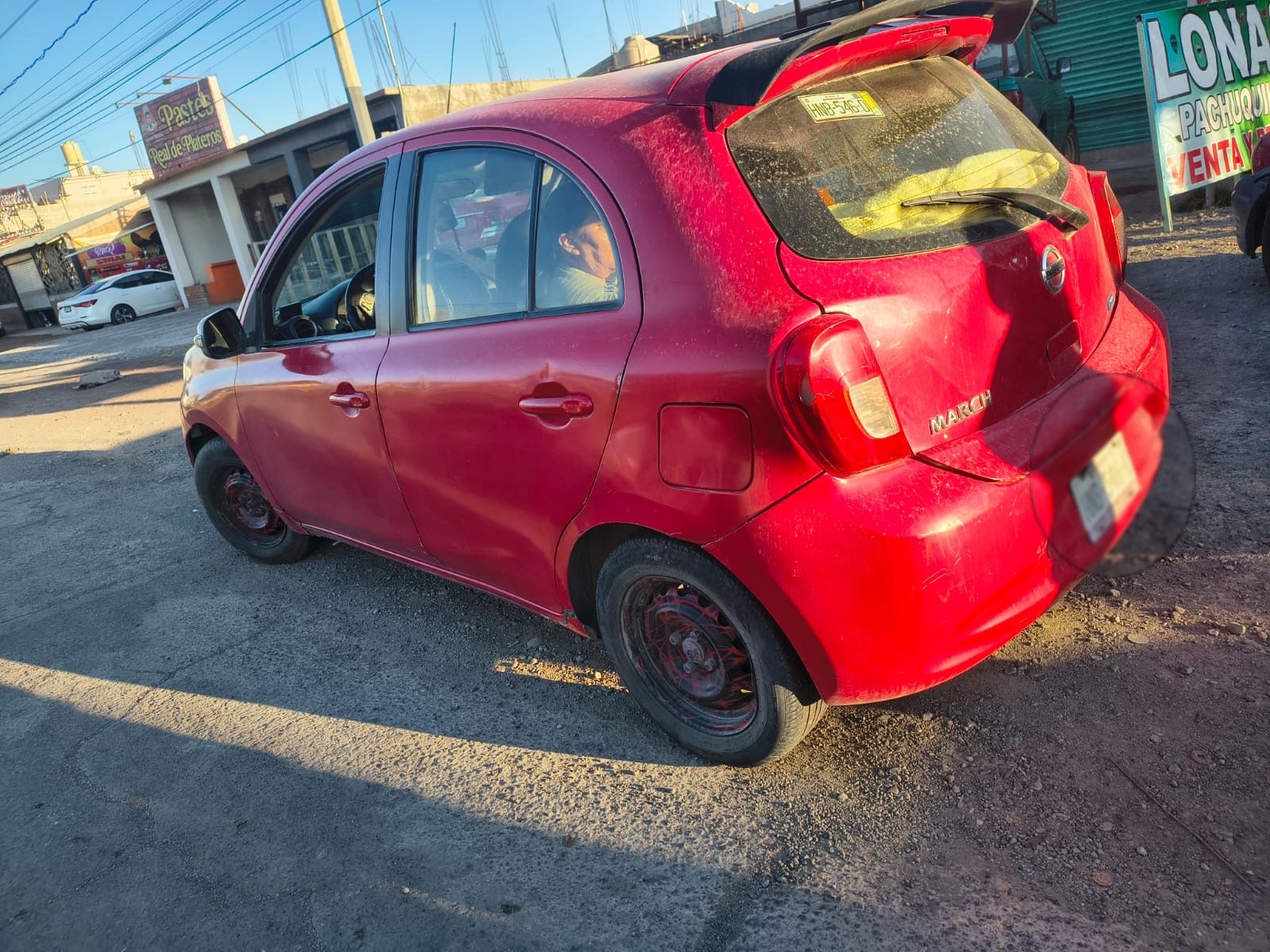 Imagen 2 de 2: Detienen a masculino por posesión y uso de documentos falsos